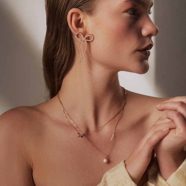 Tipperary Crystal Bow - Pearl Inset Earrings Gold