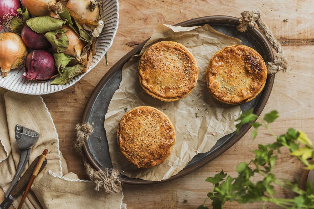 The Original Baker Frozen Minced Beef & Onion Pie